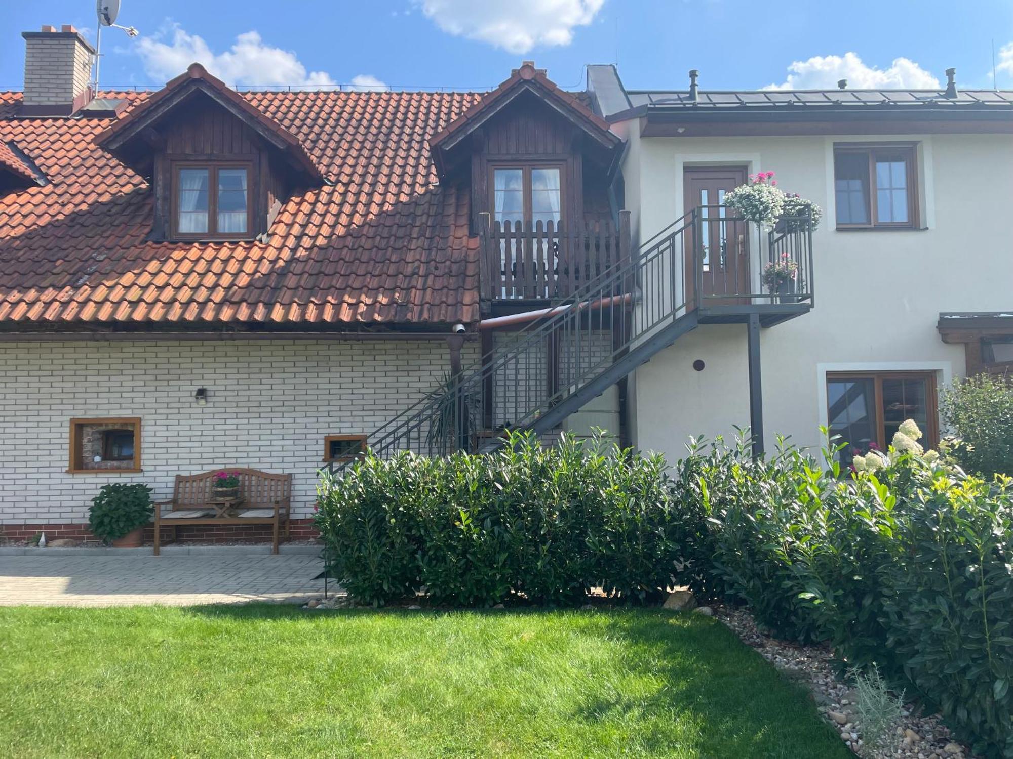 Hotel Farma Basarovi Prosecne Zewnętrze zdjęcie