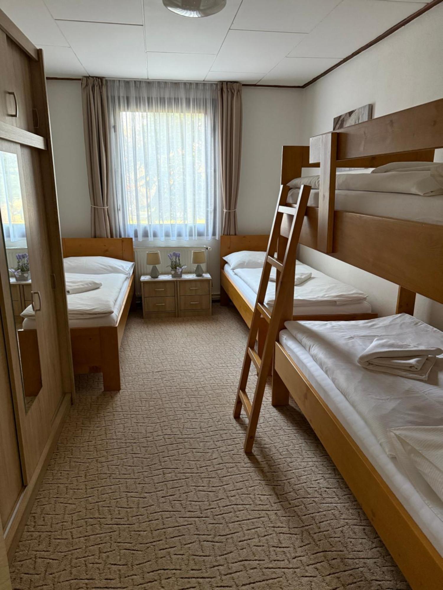 Hotel Farma Basarovi Prosecne Zewnętrze zdjęcie