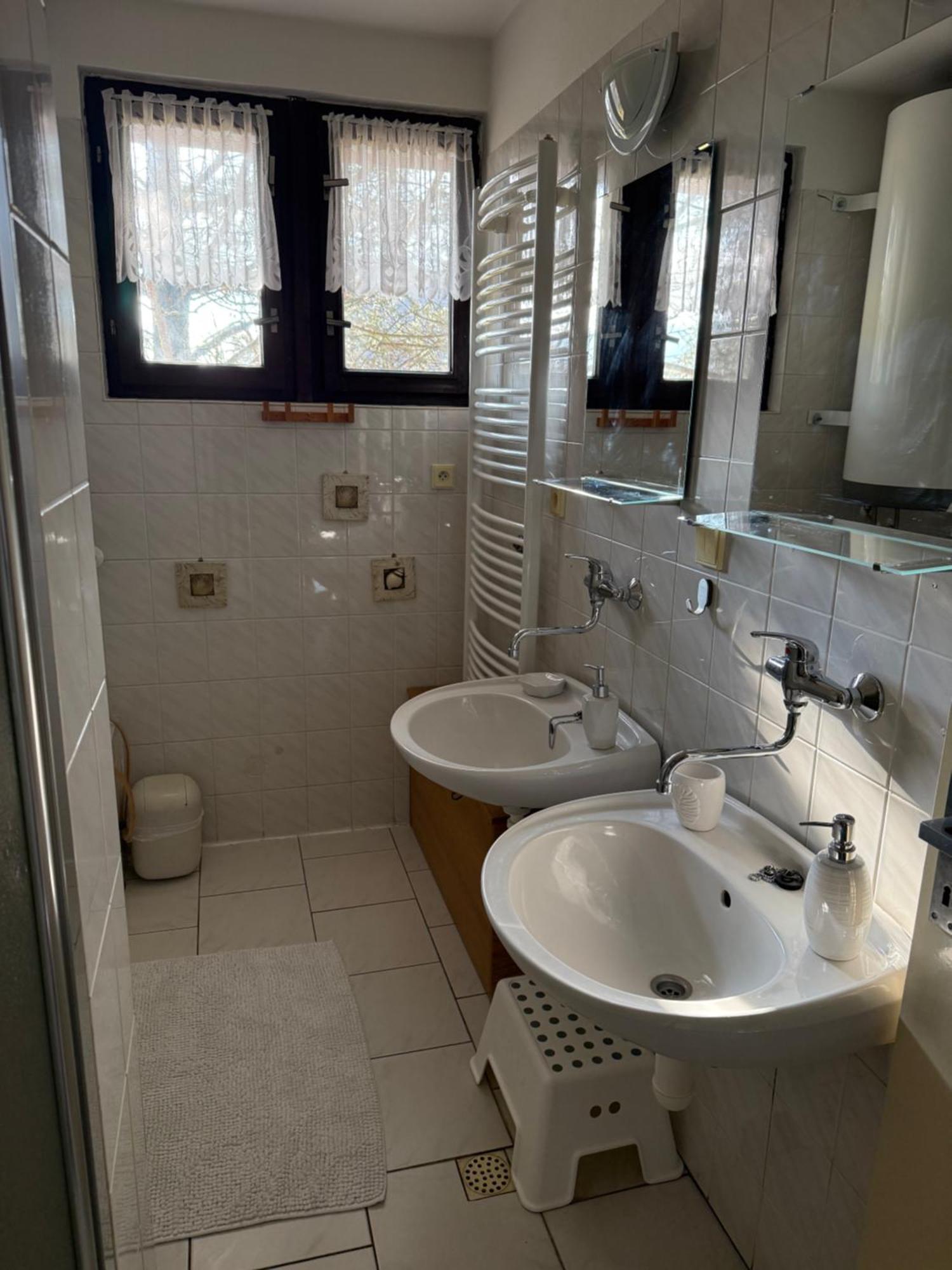 Hotel Farma Basarovi Prosecne Zewnętrze zdjęcie