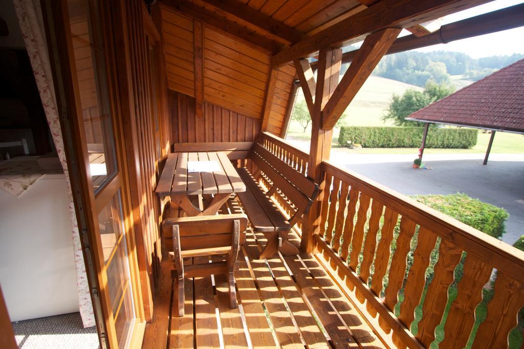 Hotel Farma Basarovi Prosecne Zewnętrze zdjęcie
